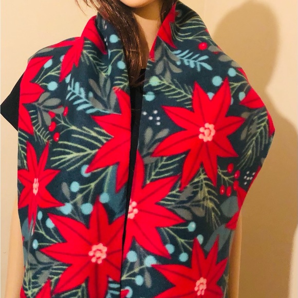 Christmas Fleece Scarf - Picture 4 of 4